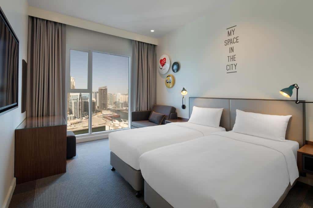 rove dubai marina