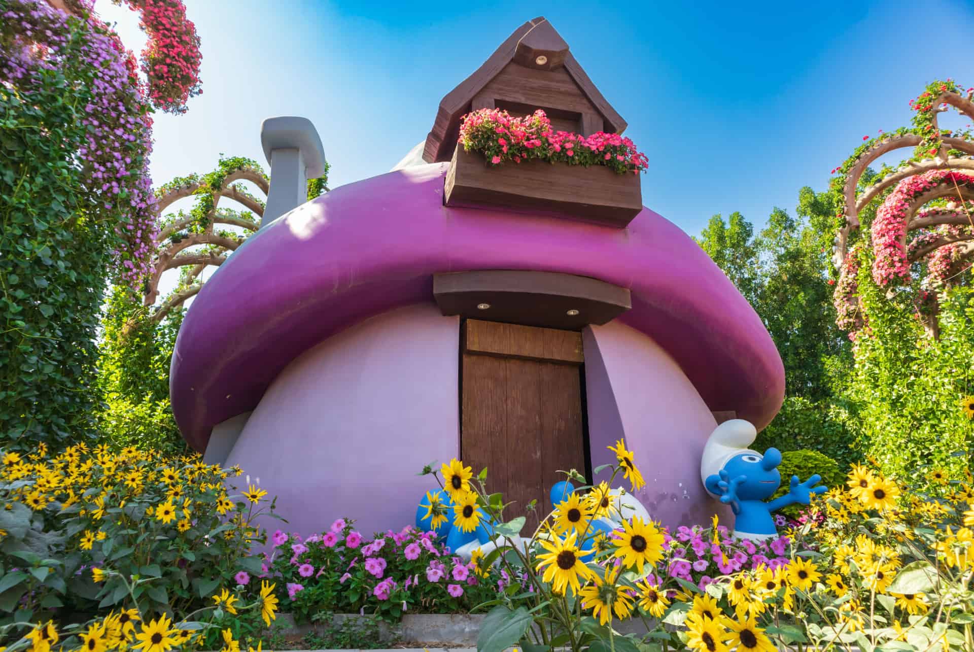 miracle garden smurf miracle garden smurf