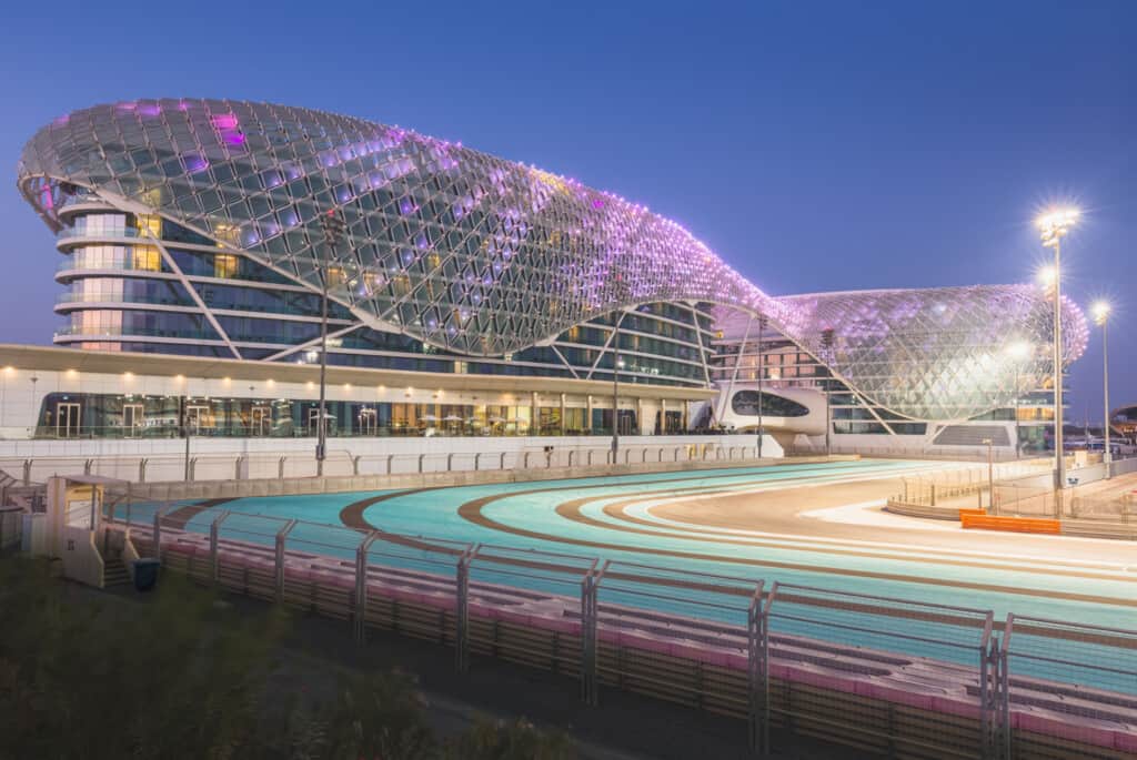 Visite guidée du circuit de Yas Marina