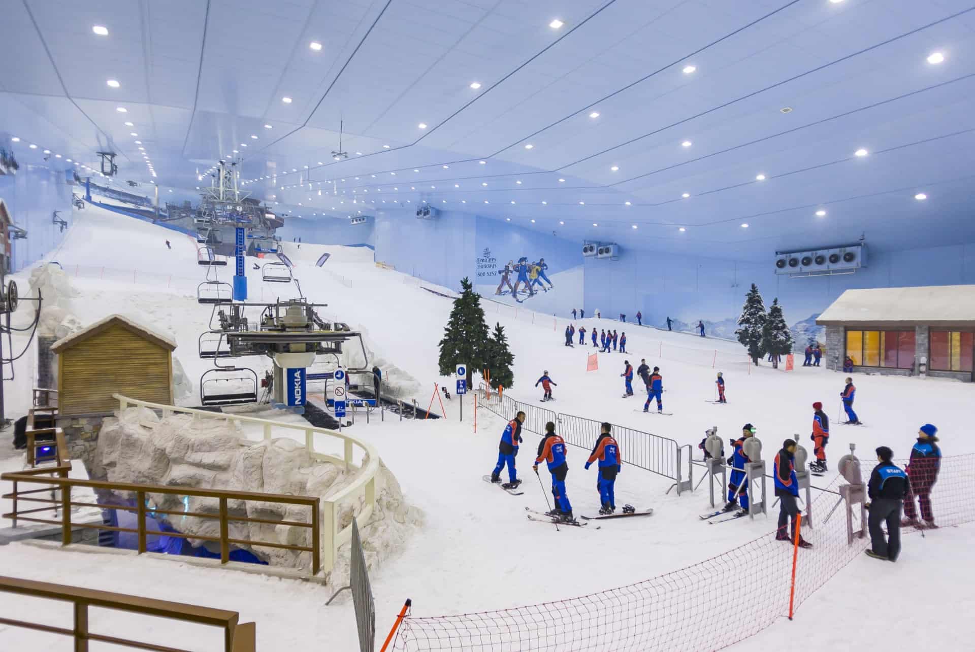 faire du ski a dubai la nuit