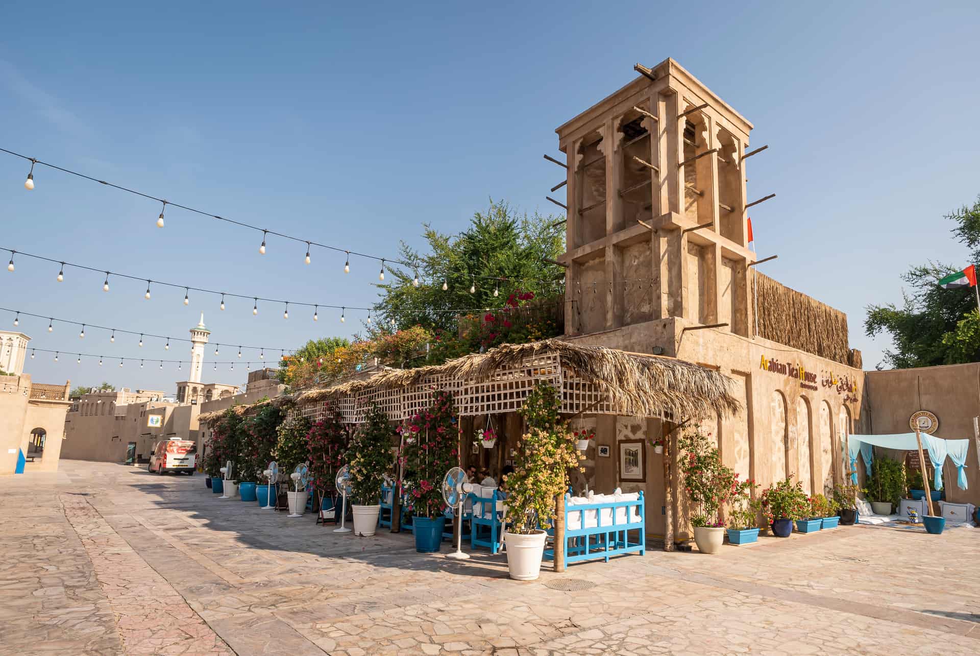 ou manger a dubai arabian tea house