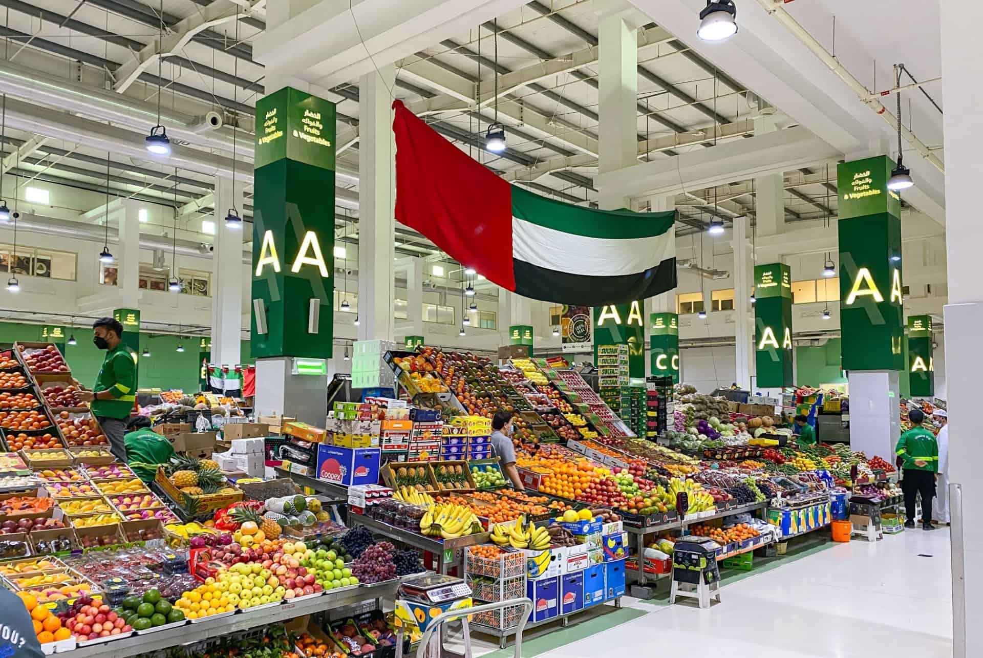 waterfront market quartier deira dubai