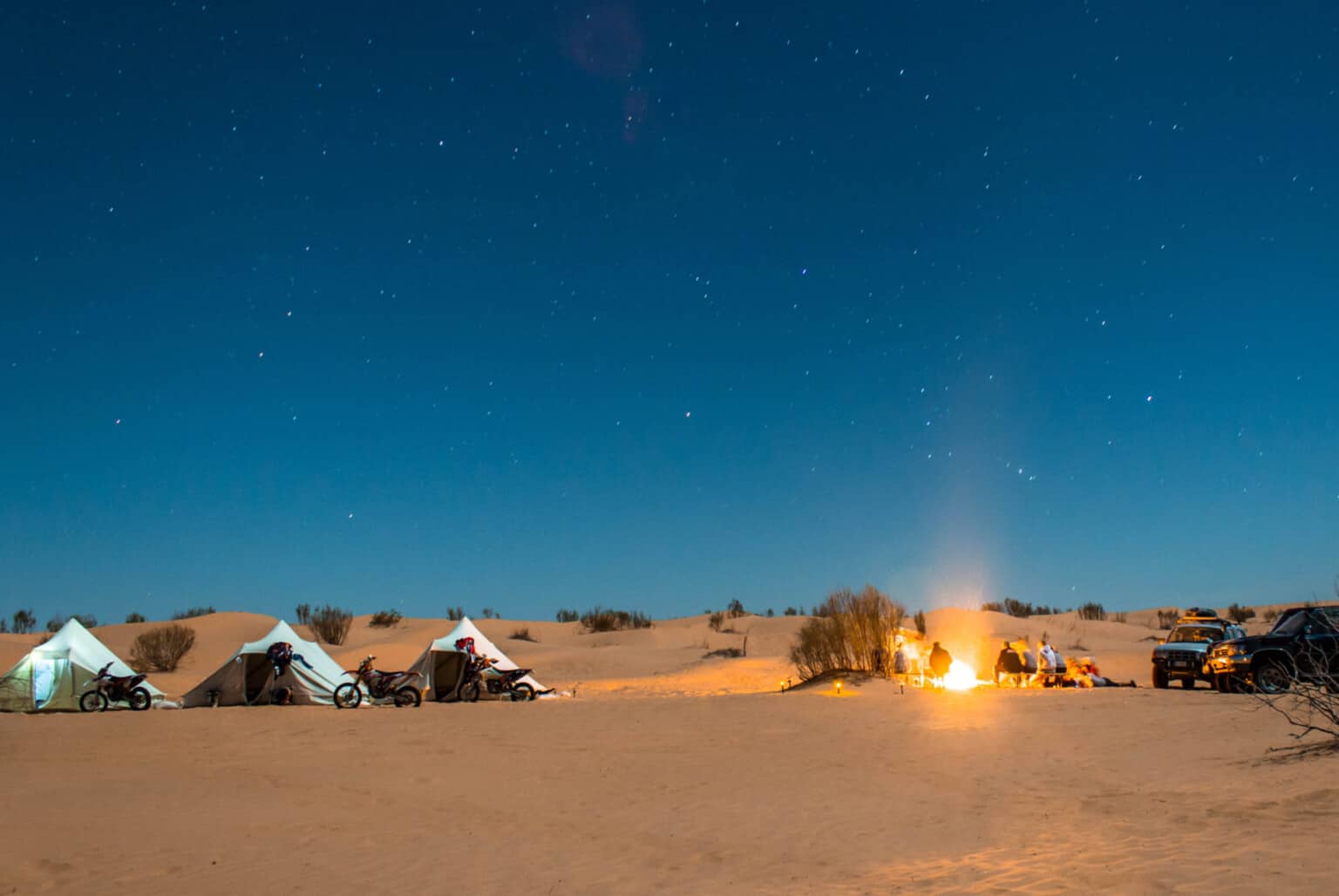 dormir dans le desert dubai