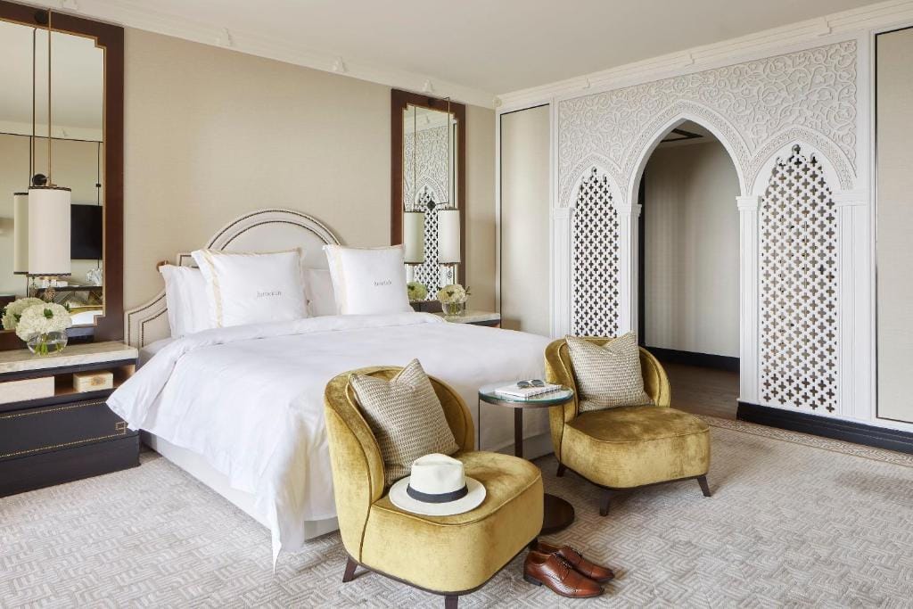 jumeirah mina al salam