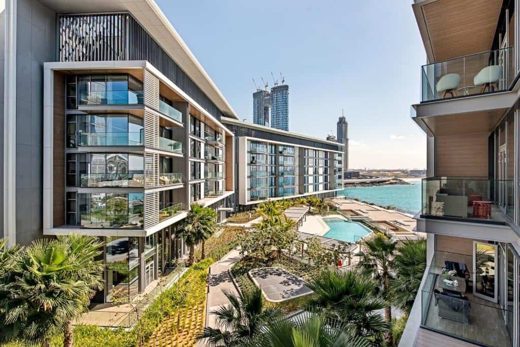 charming 1-bedroom in bluewaters island dubai