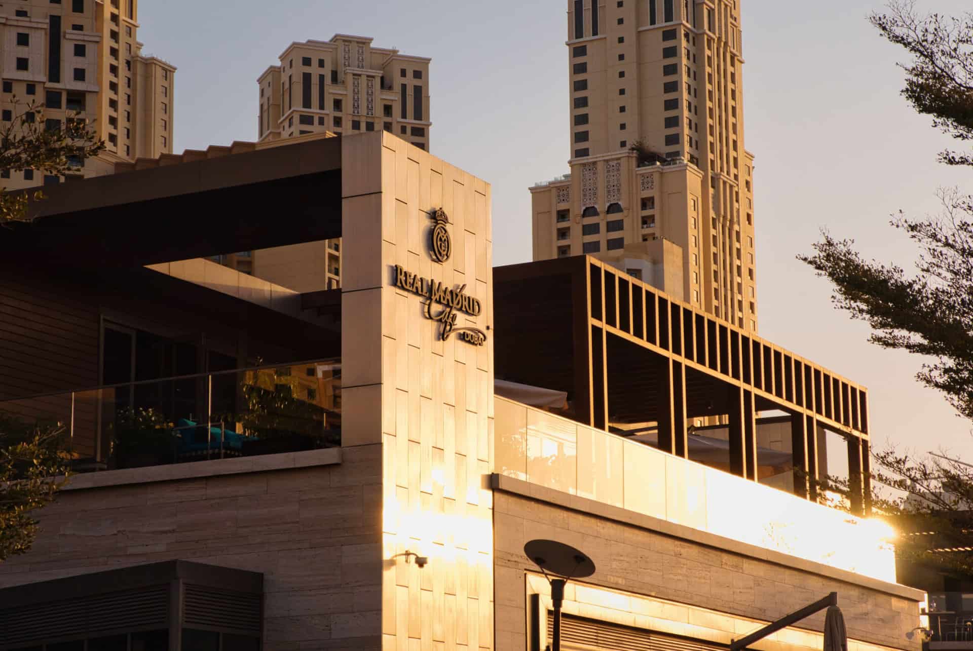 real madrid world dubai automne